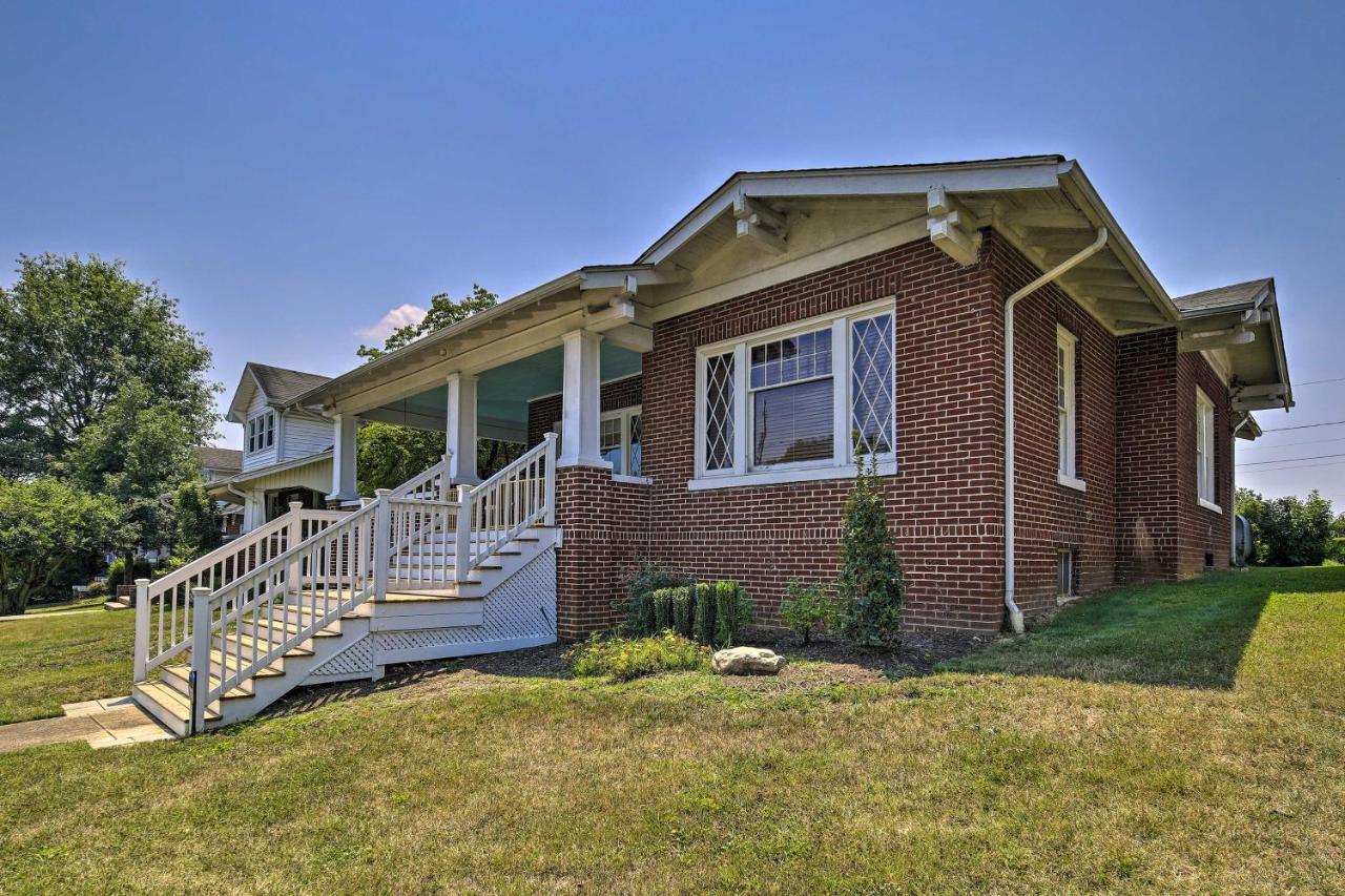 Bristol Bungalow Less Than 1 Mi To Country Music Museum Bagian luar foto